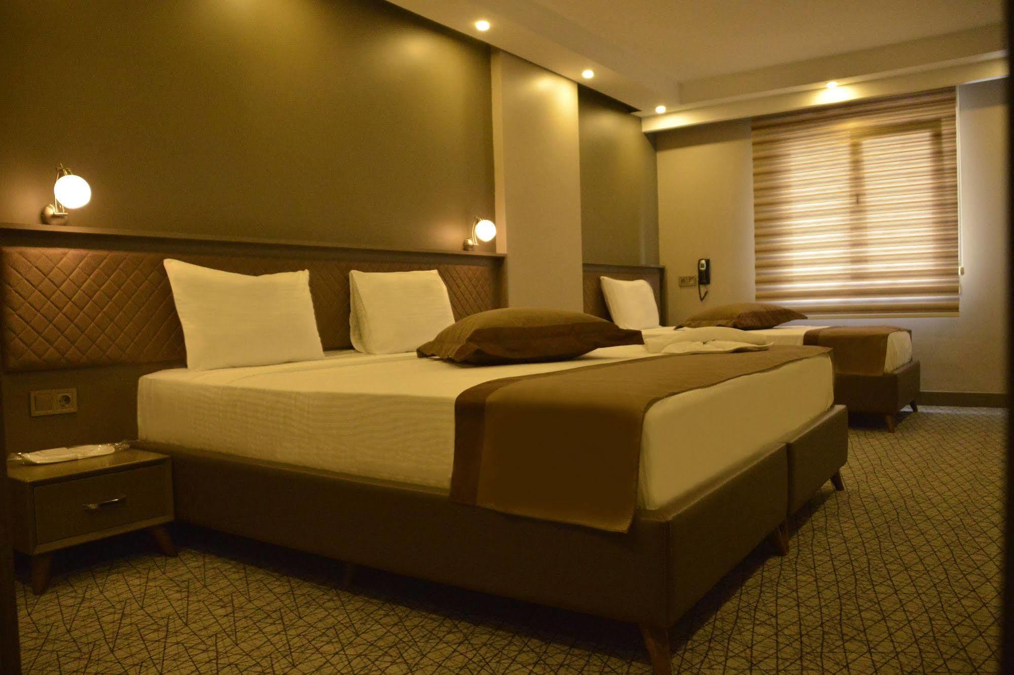 Turkeli Otel Istanbul Bagian luar foto