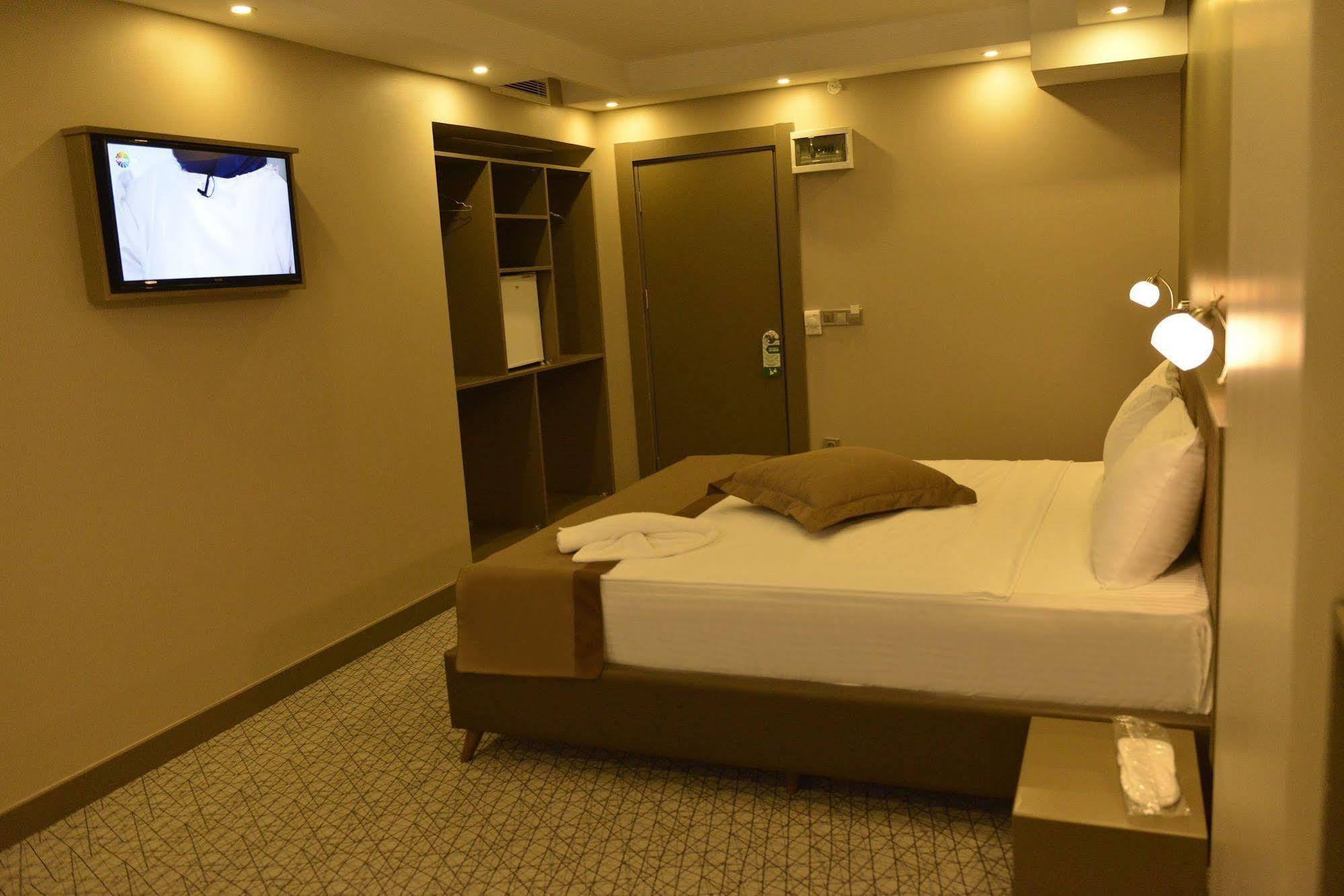 Turkeli Otel Istanbul Bagian luar foto