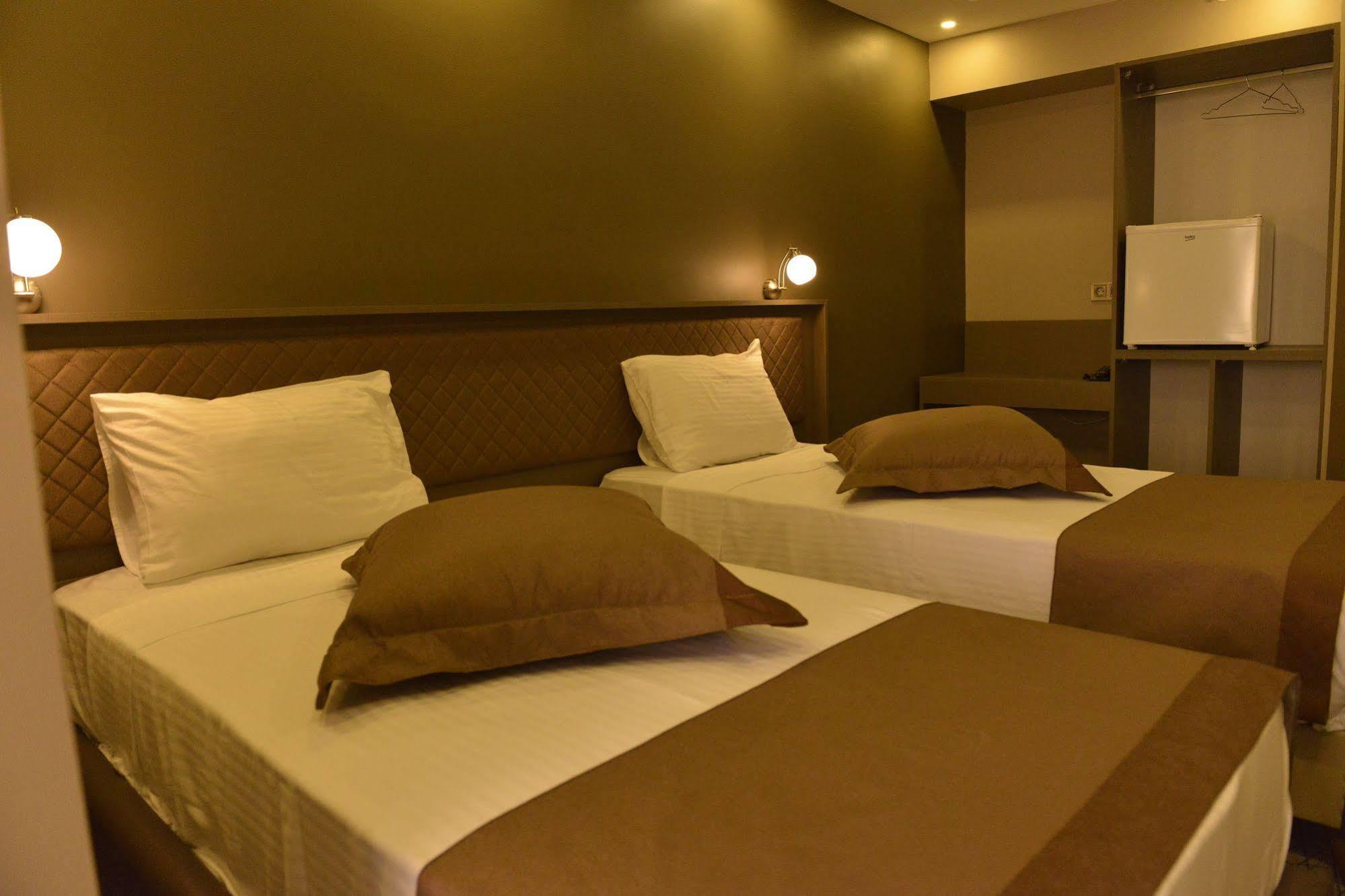 Turkeli Otel Istanbul Bagian luar foto